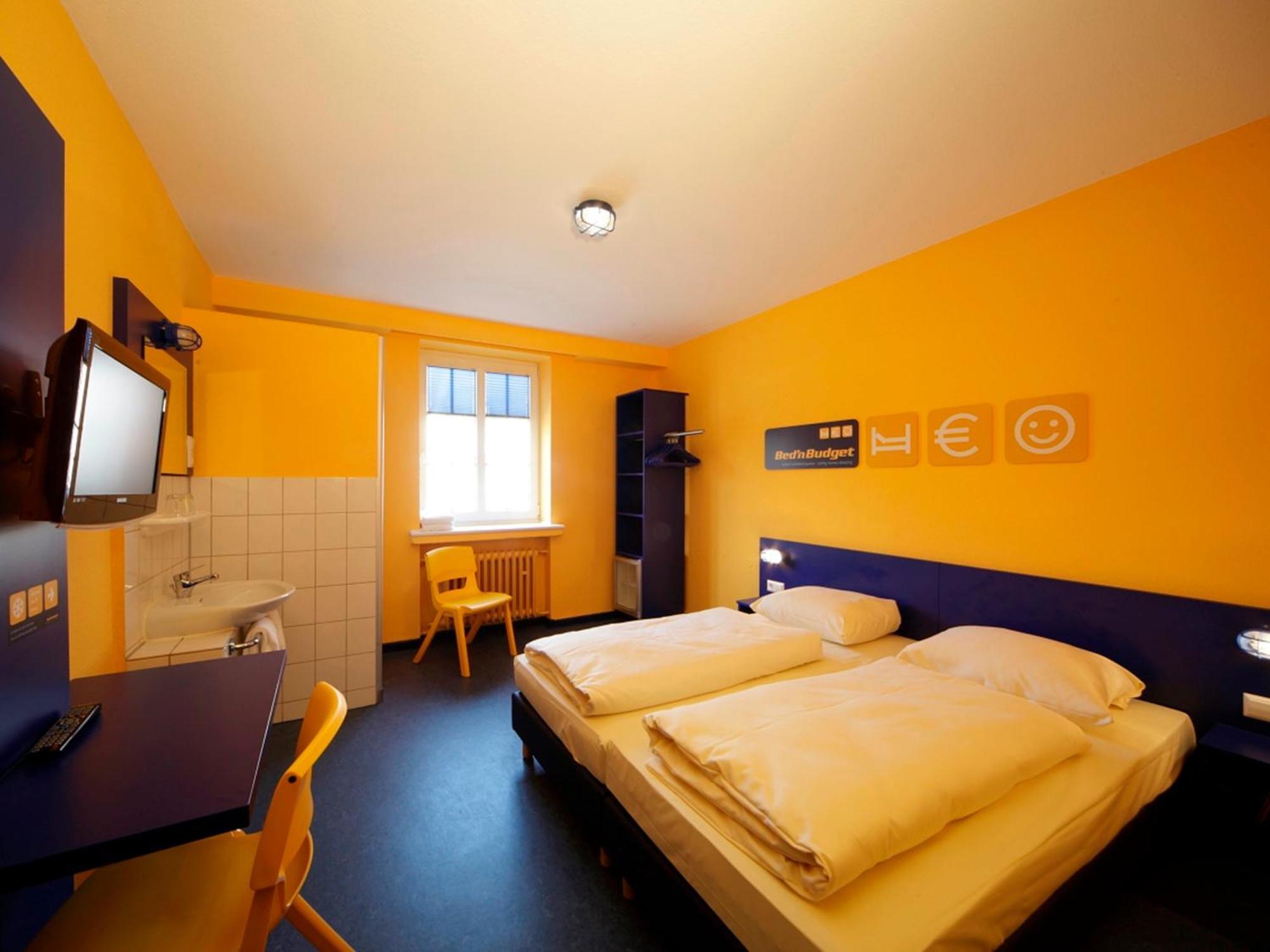 Bed'Nbudget Expo-Hostel Dorms Hannover Oda fotoğraf